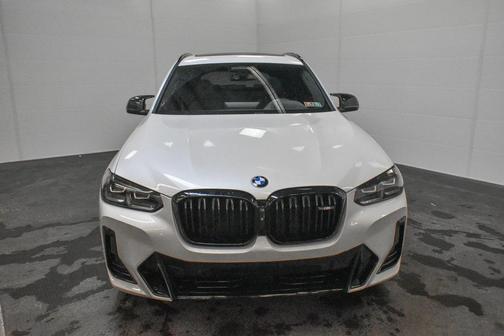 2023 BMW X3 M40i