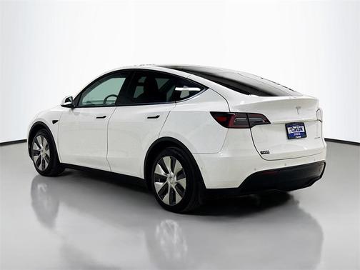 2022 Tesla Model Y Long Range Dual Motor All-Wheel Drive