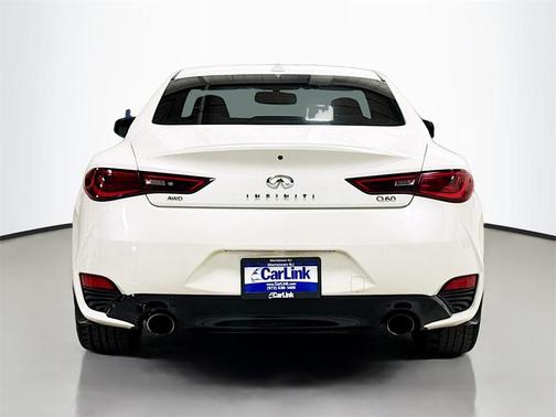 2017 INFINITI Q60 2.0t Premium