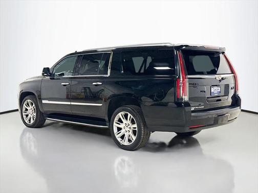 2019 Cadillac Escalade ESV Luxury