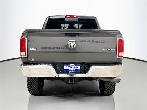 2018 RAM 2500 Laramie Crew Cab 4x4 6'4' Box