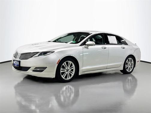 2016 Lincoln MKZ Base