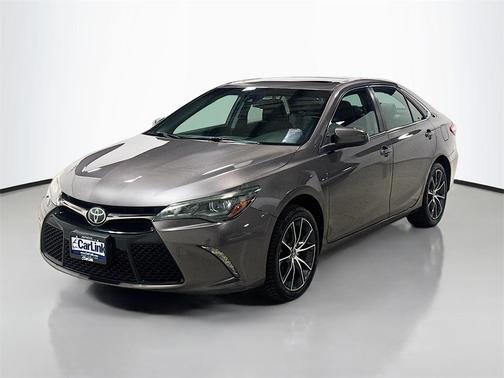 2016 Toyota Camry XSE