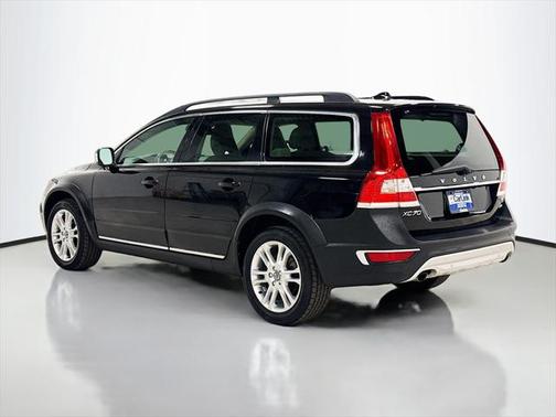 2016 Volvo XC70 T5 Platinum