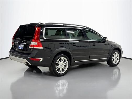 2016 Volvo XC70 T5 Platinum