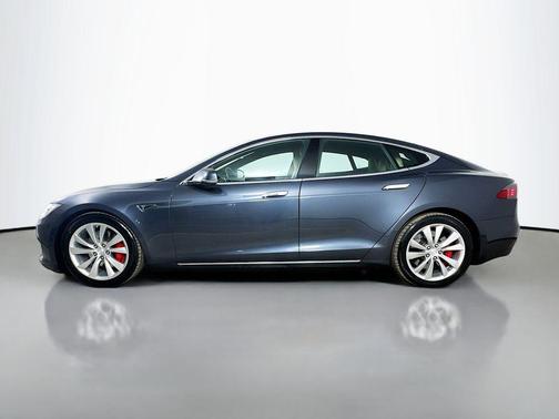 Deep Blue Metallic 2016 Tesla Model S P100D