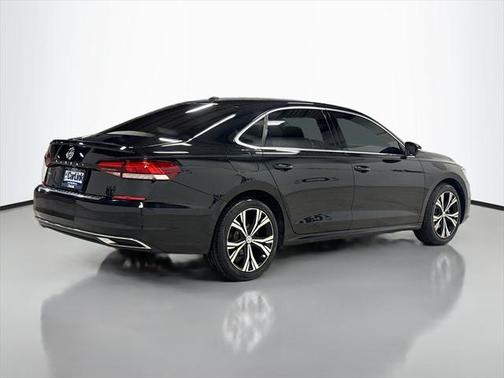 2021 Volkswagen Passat 2.0T SE
