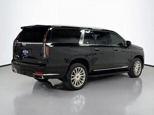 2023 Cadillac Escalade ESV Premium Luxury