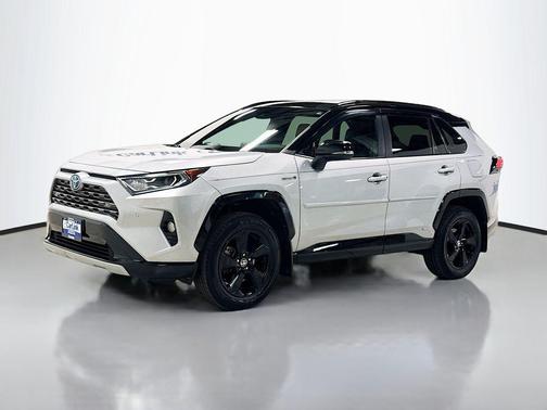 2021 Toyota RAV4 Hybrid SE
