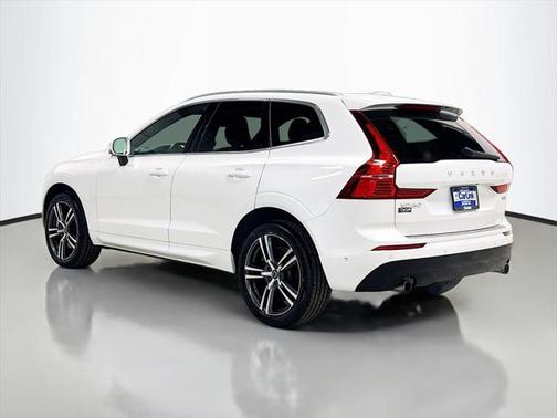 2019 Volvo XC60 T6 Momentum