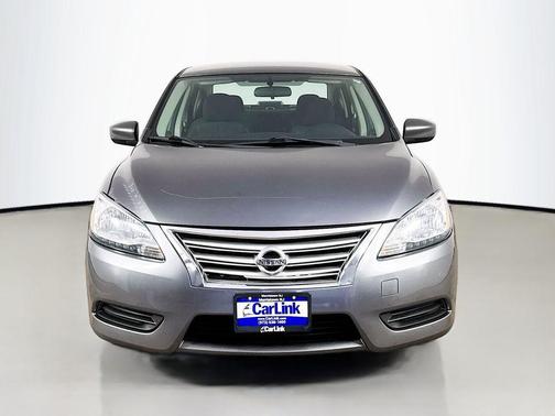 Gun Metallic 2015 Nissan Sentra SV