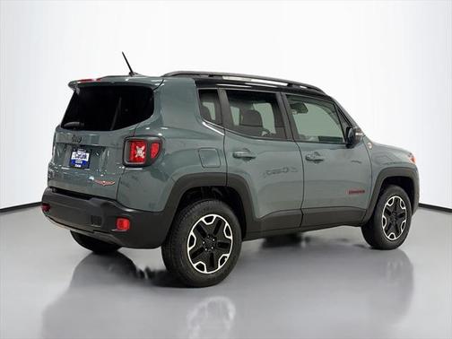 2016 Jeep Renegade Trailhawk