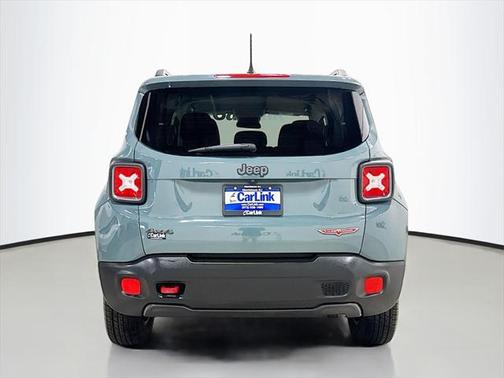 2016 Jeep Renegade Trailhawk