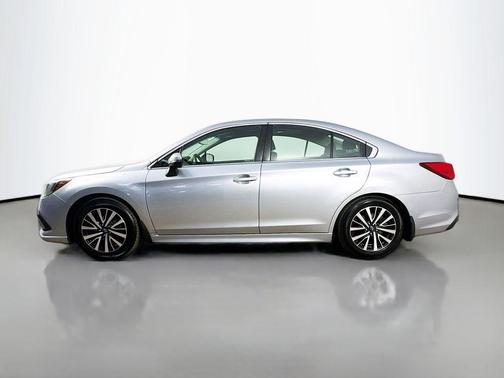 Ice Silver Metallic 2018 Subaru Legacy Premium