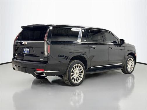 2023 Cadillac Escalade ESV Premium Luxury
