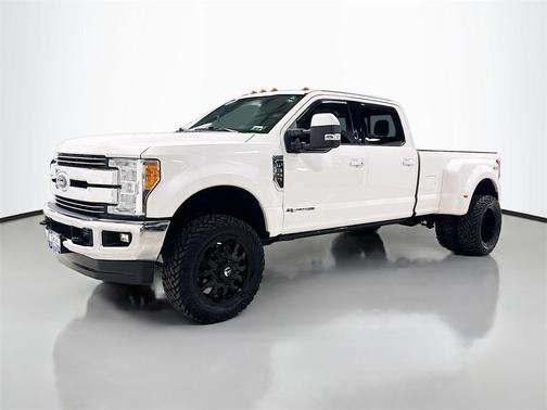 2017 Ford F-350 Lariat