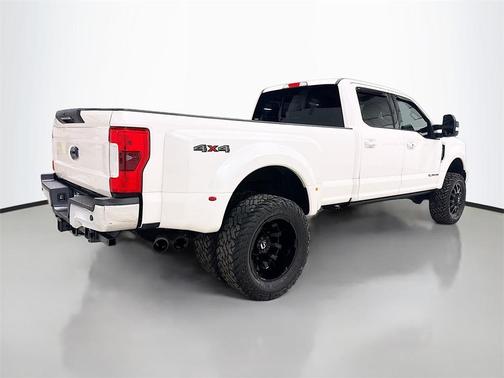 2017 Ford F-350 Lariat