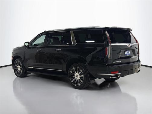 2022 Cadillac Escalade ESV Luxury