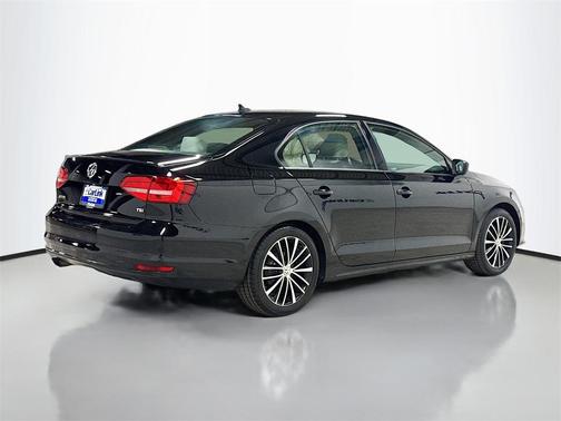 2015 Volkswagen Jetta 1.8T Sport