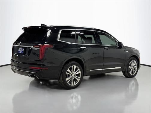 2023 Cadillac XT6 Premium Luxury FWD