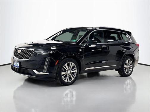 2023 Cadillac XT6 Premium Luxury FWD