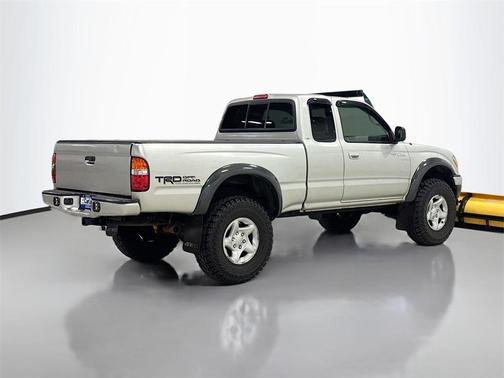 2004 Toyota Tacoma Xtracab