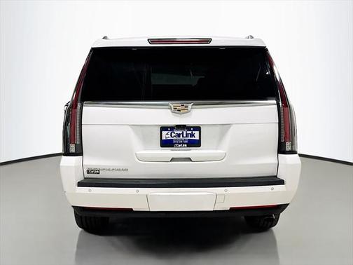 2017 Cadillac Escalade ESV Luxury