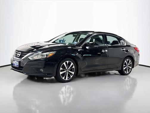 2016 Nissan Altima 2.5 SR