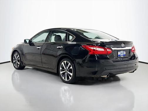 2016 Nissan Altima 2.5 SR