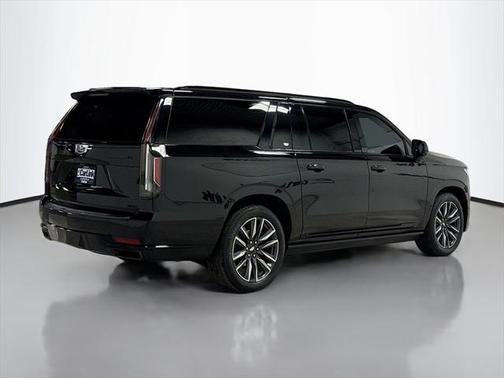 2022 Cadillac Escalade ESV Sport