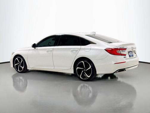 Platinum White Pearl 2018 Honda Accord Sport