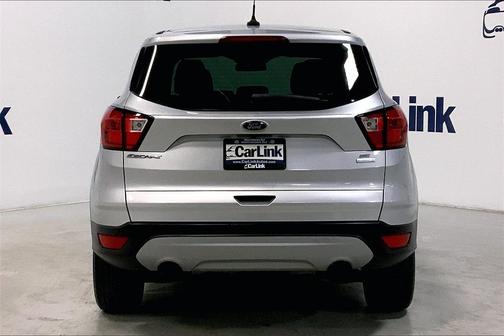 Photo 4 of 40 of 2019 Ford Escape SE