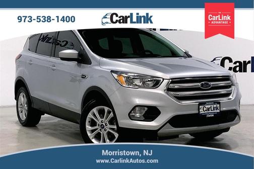 Photo 1 of 40 of 2019 Ford Escape SE