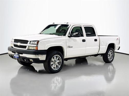 2004 Chevrolet Silverado 2500 LT H/D Crew Cab