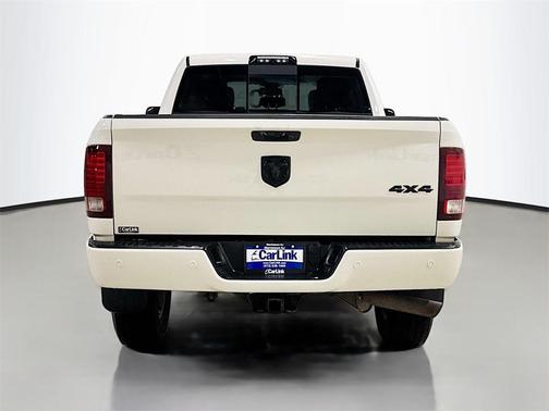 2018 RAM 3500 Laramie Crew Cab 4x4 6'4' Box