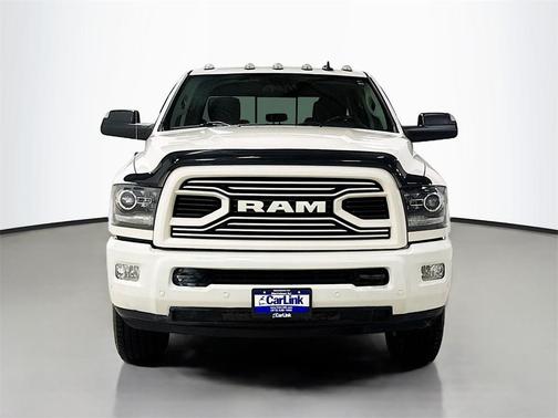 2018 RAM 3500 Laramie Crew Cab 4x4 6'4' Box
