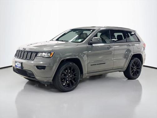 2021 Jeep Grand Cherokee Laredo