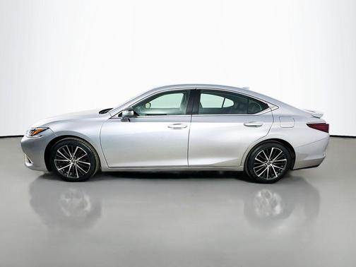 Cloudburst Gray 2022 Lexus ES 350 Base