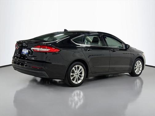 2020 Ford Fusion Hybrid SE