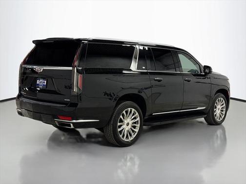 2022 Cadillac Escalade ESV Premium Luxury
