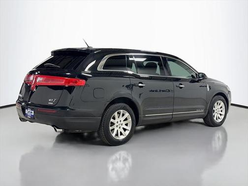 2018 Lincoln MKT Livery