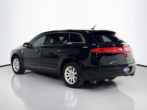 2018 Lincoln MKT Livery