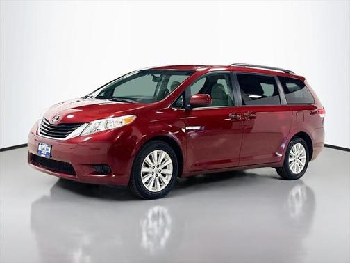 2014 Toyota Sienna LE