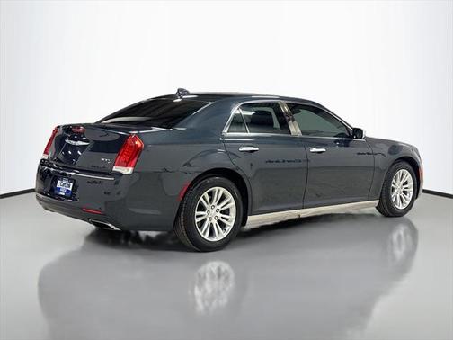 2017 Chrysler 300C Base