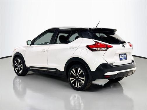 2019 Nissan Kicks SR