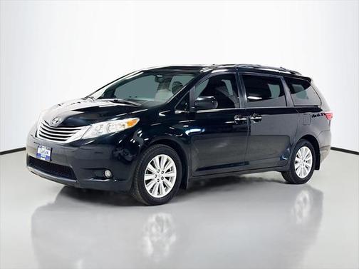 2017 Toyota Sienna XLE Premium
