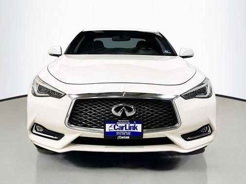Majestic White 2017 INFINITI Q60 2.0t Premium