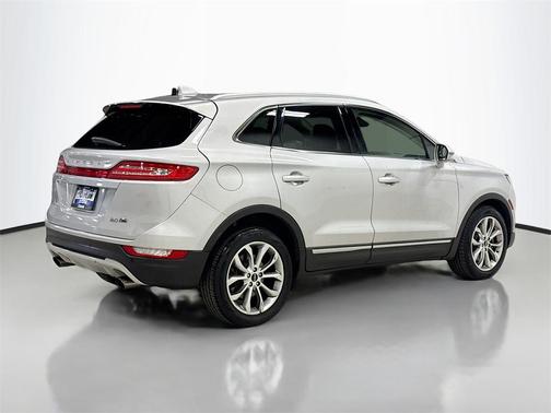 2016 Lincoln MKC Select