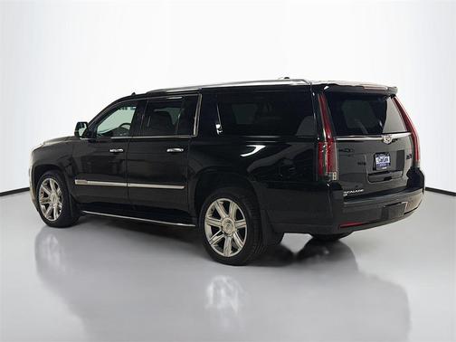 2020 Cadillac Escalade ESV Luxury