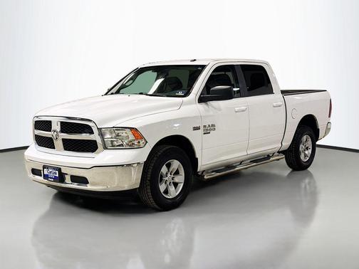 2019 RAM 1500 SLT